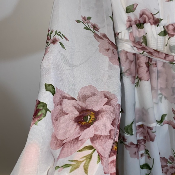 Pretty little thing floral dress - Picture 4 of 5